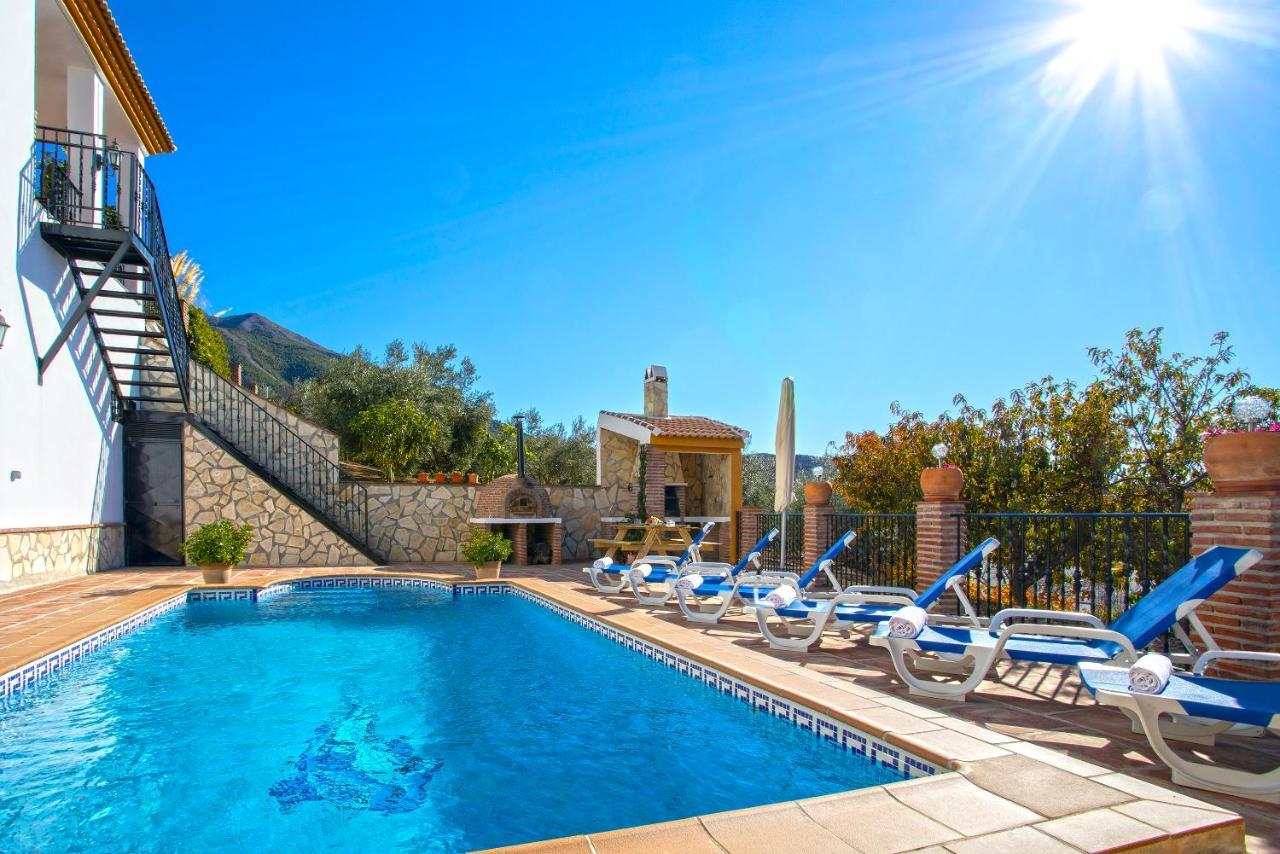Casa Del Valle Con Piscina Privada Villa Alcaucin Ngoại thất bức ảnh