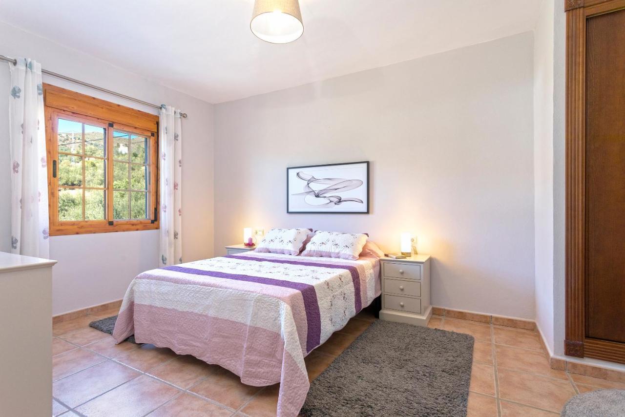 Casa Del Valle Con Piscina Privada Villa Alcaucin Ngoại thất bức ảnh