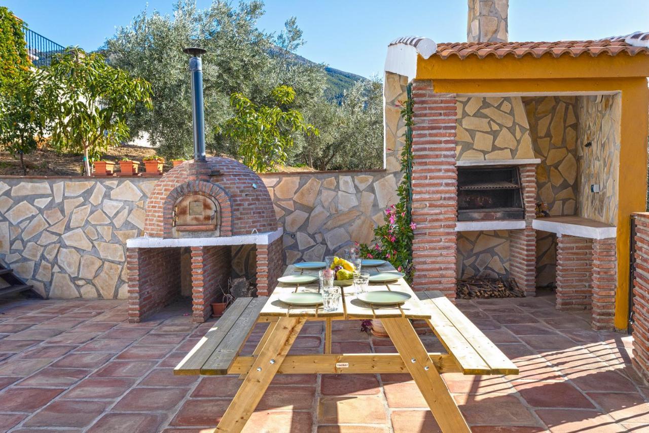 Casa Del Valle Con Piscina Privada Villa Alcaucin Ngoại thất bức ảnh