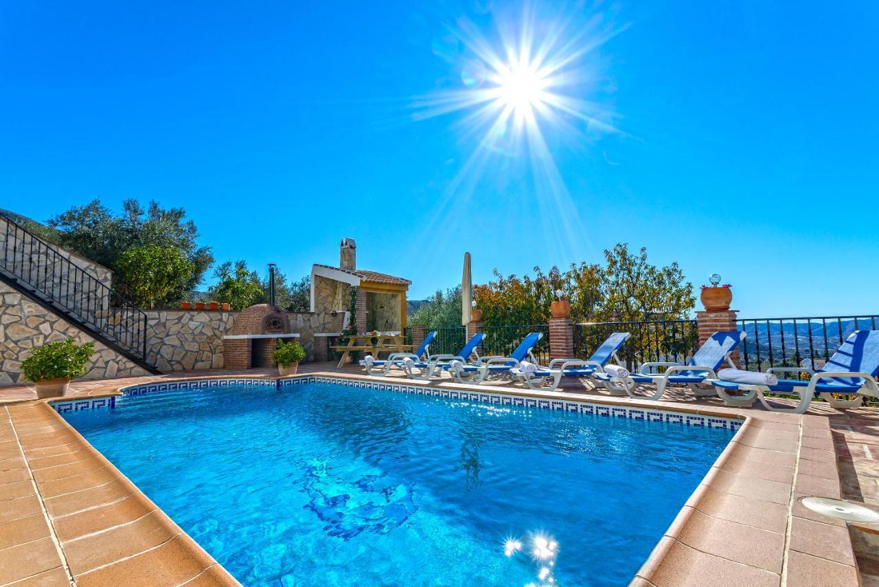Casa Del Valle Con Piscina Privada Villa Alcaucin Ngoại thất bức ảnh